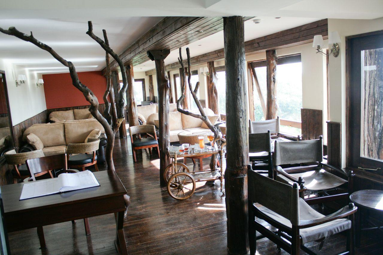 Treetops Mweiga Exterior foto